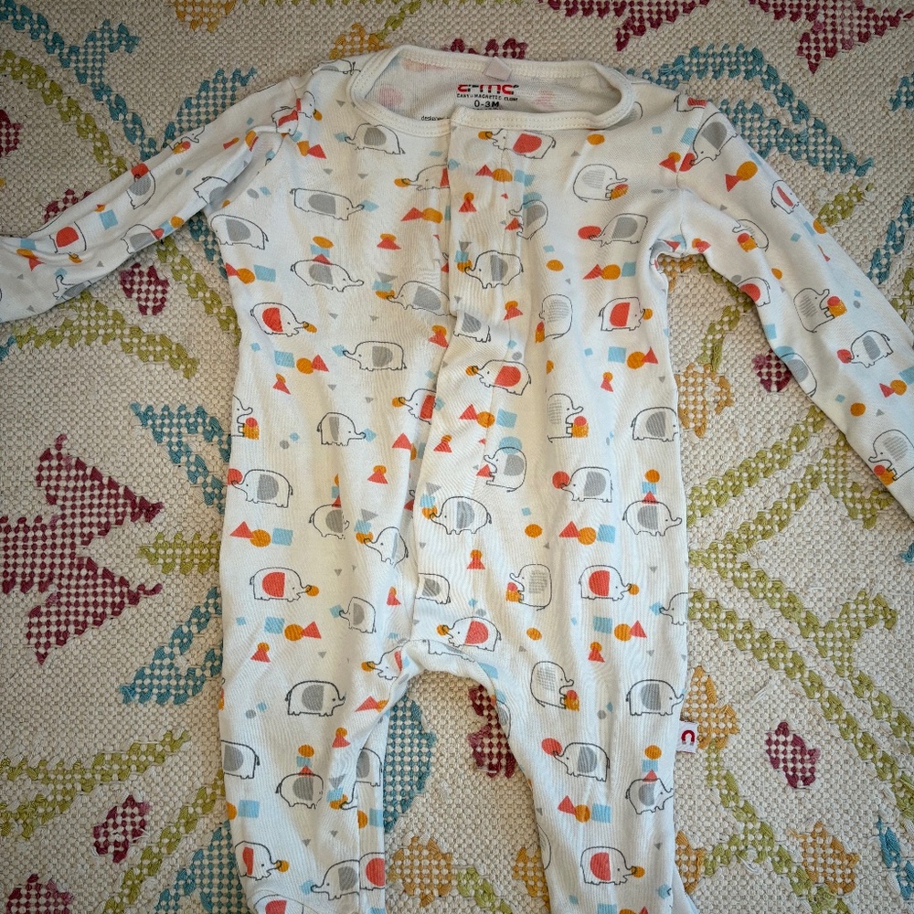 Magnetic Me footies